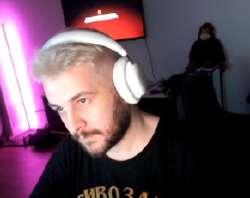 291x231
