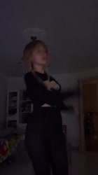 720x1280