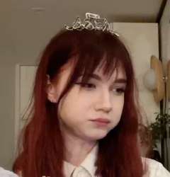 384x399