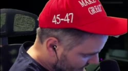 352x198