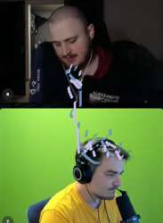 571x780