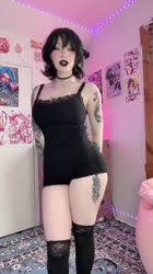 576x1024
