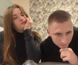 529x448