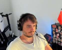 260x211