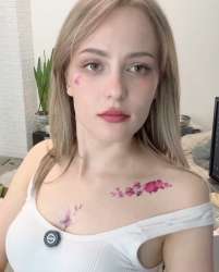 597x739