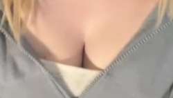 1201x686