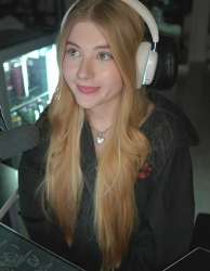 842x1080