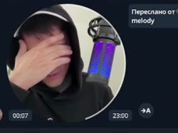 342x256