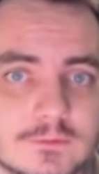 379x666