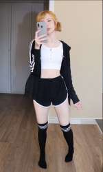 772x1280