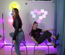 916x780