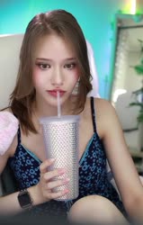 690x1080