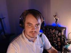 480x360