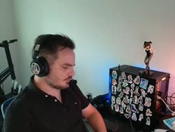580x440