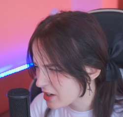 622x594