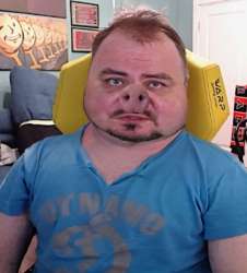 690x761