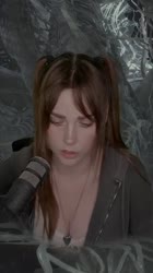 352x626