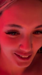 720x1280