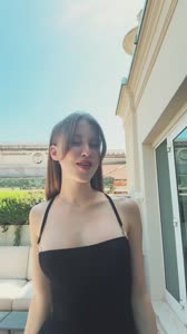 576x1024