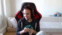480x272