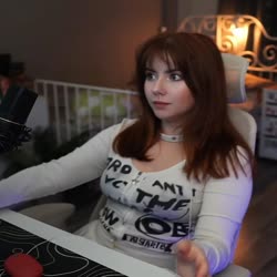 560x560
