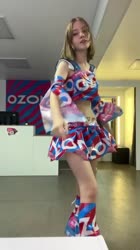 576x1024
