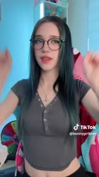576x1024