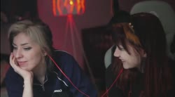536x298