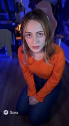 704x1280