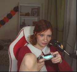 359x334