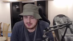 582x330