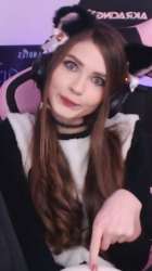 341x607