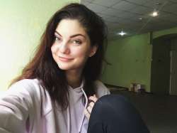 1080x810