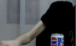 560x339