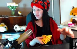 592x376