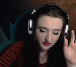 340x302