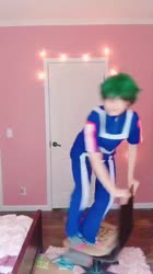 608x1080