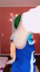 608x1080