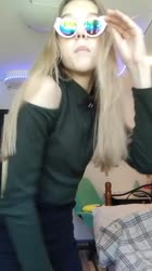576x1024