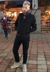 377x537