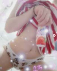 728x898