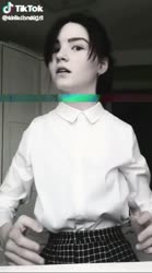 544x976