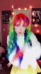 608x1080