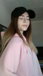 576x1024