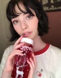 928x1171