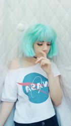 576x1024