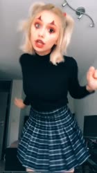 576x1024