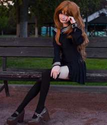 616x721