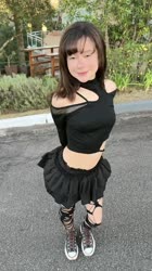 576x1024
