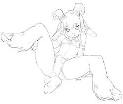 916x777